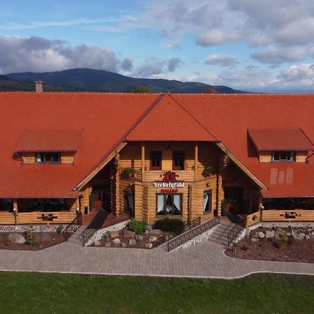 Szekelyfoeld Fogado Hotel Borzont Eksteriør billede